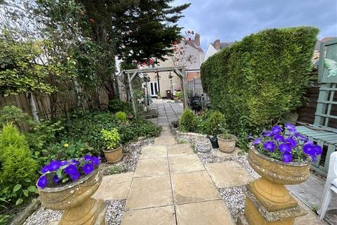 20 Aughton Road, Swallownest, Sheffield, S26 4TG