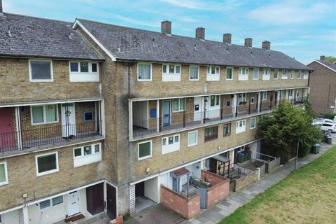 137 Godstow Road, London, SE2 9AX