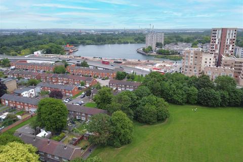 137 Godstow Road, London, SE2 9AX