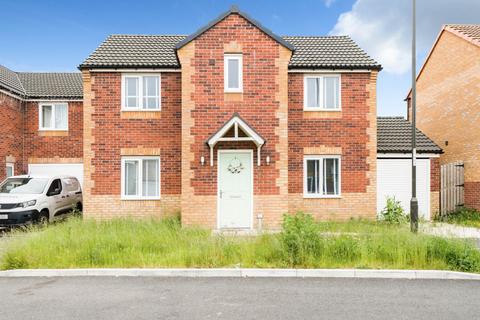 4 bedroom detached house for sale, Masefield Avenue, Holmewood, Chesterfield