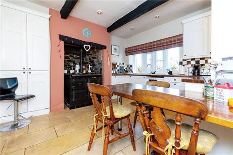 4 bedroom detached house for sale, Skipton Old Road, Foulridge, Colne, Lancashire, BB8