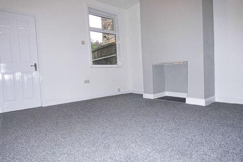 3 bedroom terraced house to rent, Shelton Old Road, Stoke-on-Trent, ST4 7RX