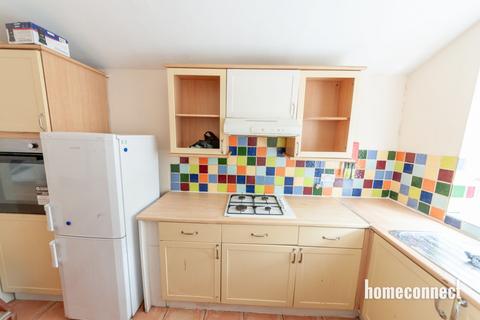 1 bedroom flat for sale, Valentines Road, Ilford