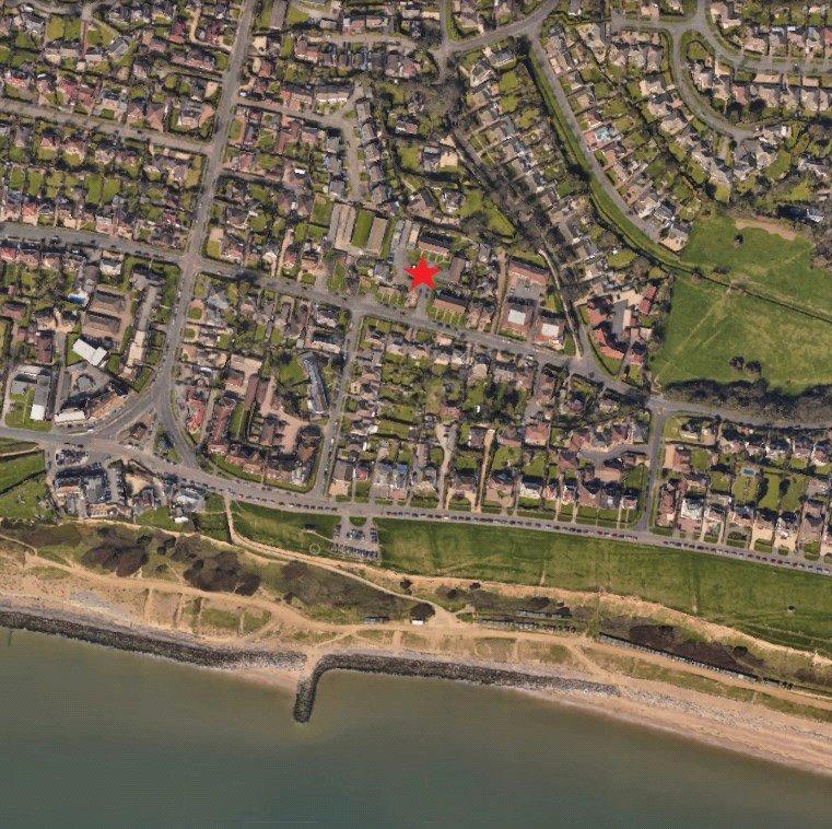 Grove Road, Barton on Sea, New... 2 bed apartment for sale £120,000