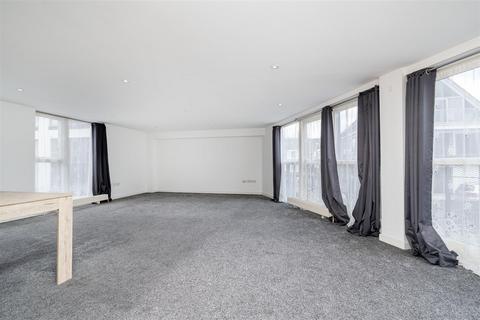 1 bedroom flat for sale, Wellington Road, London NW10