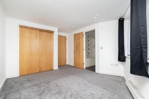 1 bedroom flat for sale, Wellington Road, London NW10