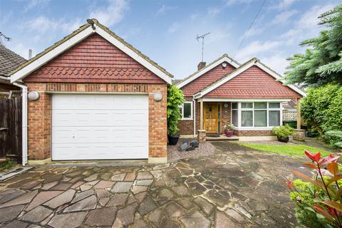 3 bedroom detached bungalow for sale, Mayflower Road, Park Street, St. Albans