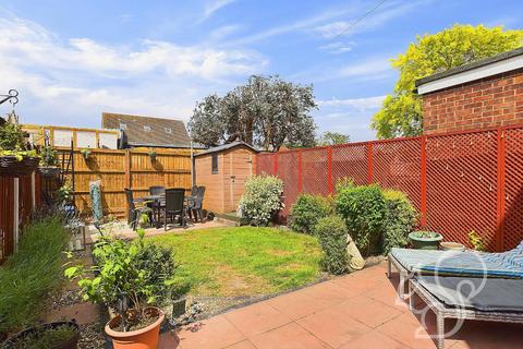 46a Adelaide Drive, Colchester, CO2 8UB