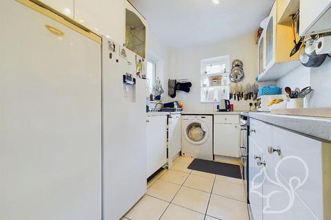 46a Adelaide Drive, Colchester, CO2 8UB
