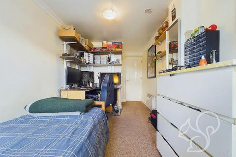 46a Adelaide Drive, Colchester, CO2 8UB