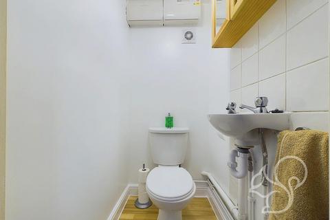 46a Adelaide Drive, Colchester, CO2 8UB