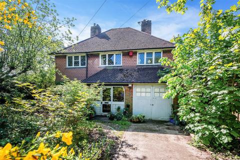 3 bedroom detached house for sale, Claremont Road, Surrey RH1