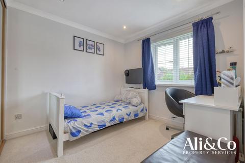 3 bedroom semi-detached house for sale, Devereux Road, Chafford Hundred