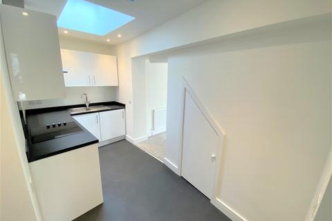 1 bedroom flat to rent, Prince George Street, Havant PO9
