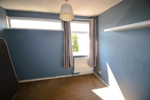 14 Oak Drive, Henlow, SG16 6BX