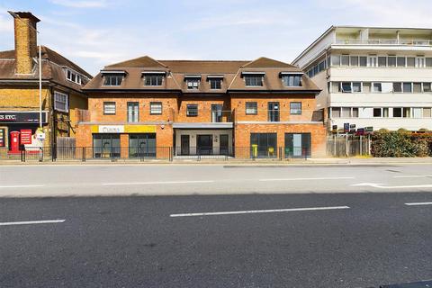 1 bedroom apartment for sale, Pembroke Road, Ruislip HA4