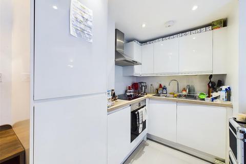 1 bedroom apartment for sale, Pembroke Road, Ruislip HA4