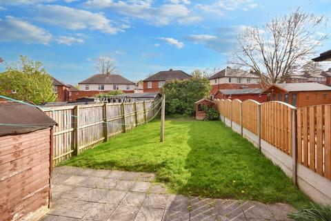 35 Walnut Crescent, Wakefield, WF2 0EU