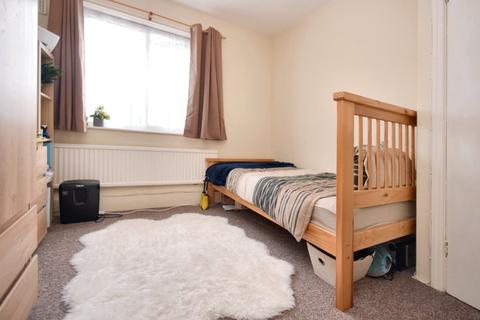 35 Walnut Crescent, Wakefield, WF2 0EU