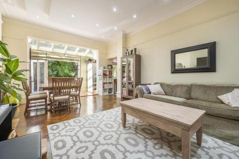 3 bedroom apartment to rent, Langland Gardens, Hampstead, NW3