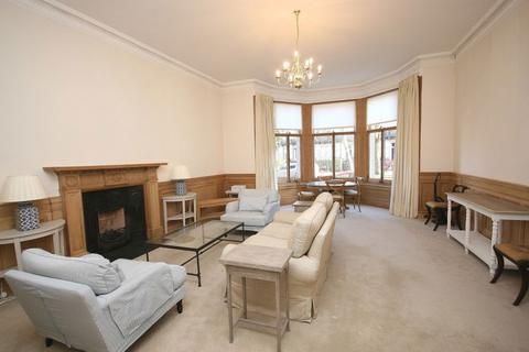 2 bedroom flat to rent, Rothesay Terrace, Edinburgh