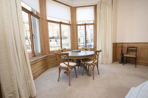 2 bedroom flat to rent, Rothesay Terrace, Edinburgh