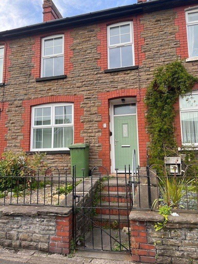 Llest Terrace, Llantwit Fardre... 3 bed house £950 pcm (£219 pw)