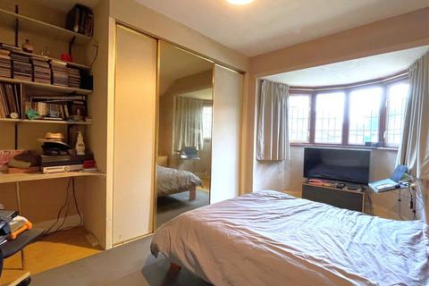 37 Ridgeway Drive, Bromley, BR1 5DG