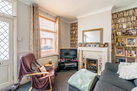 2 bedroom terraced house for sale, Ratcliffe Street, York