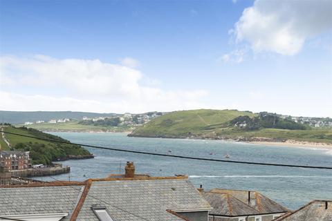 34 Dennis Road, Padstow, PL28 8DE