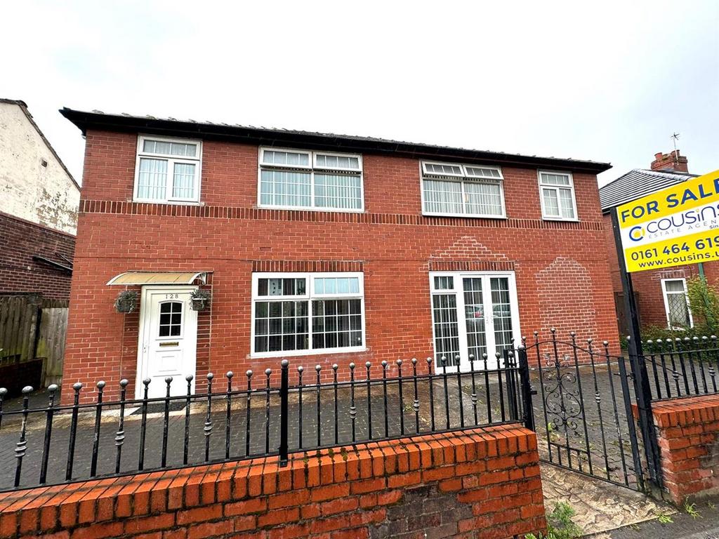 Abbey Hills Road, Oldham 5 bed detached house for sale £370,000