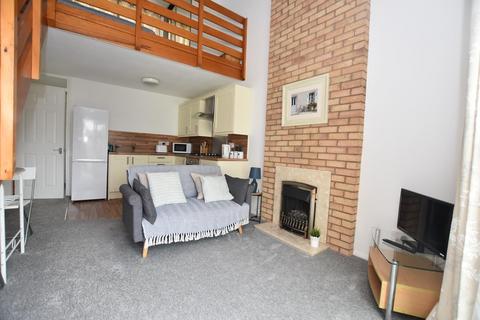 1 bedroom house to rent, Farndale Avenue, Walton, Chesterfield