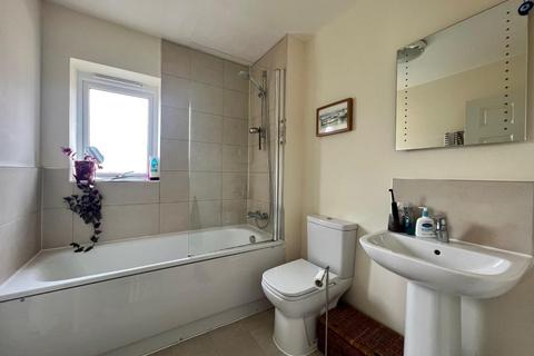 35 Budding Way, Dursley, GL11 5BE