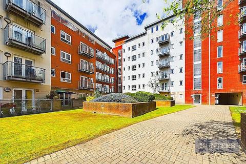 2 bedroom apartment for sale, Lower Canal Walk, Southampton