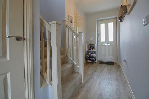 34 Convent Drive, Stoke Golding, Nuneaton, CV13 6JF