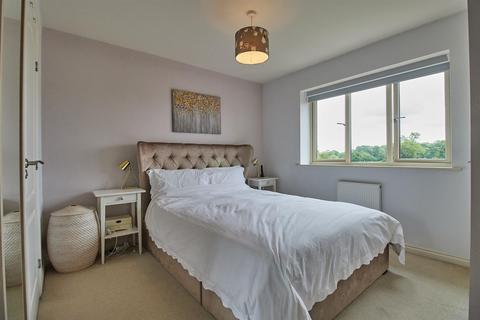34 Convent Drive, Stoke Golding, Nuneaton, CV13 6JF