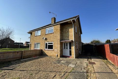 3 bedroom semi-detached house to rent, Campion Road, Dogsthorpe, Peterborough, PE1 3XE