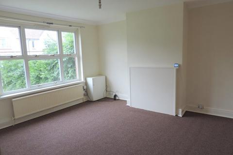 3 bedroom terraced house to rent, Jubilee Crescent, Wellingborough, NN8 2PF