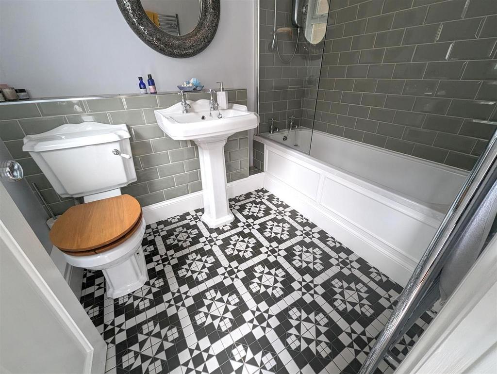 Ground Floor Bathroom