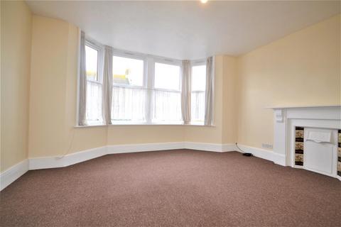 2 bedroom property to rent, London Road, Bexhill-On-Sea TN39