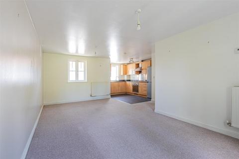 2 bedroom ground floor flat for sale, Phoenix Way, Cardiff CF14