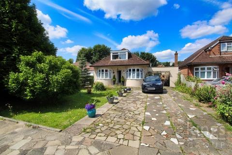 4 bedroom detached bungalow for sale, Great Cambridge Road, Cheshunt, Waltham Cross