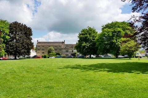 2 bedroom maisonette for sale, The Green, Calne