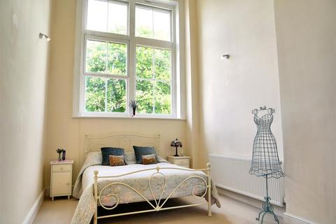 2 bedroom maisonette for sale, The Green, Calne