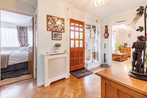 26 Lynceley Grange, Epping, CM16 6RA