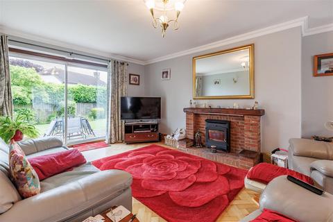 26 Lynceley Grange, Epping, CM16 6RA