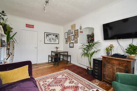 2 bedroom flat for sale, 7 Villa Road, St. Leonards-On-Sea