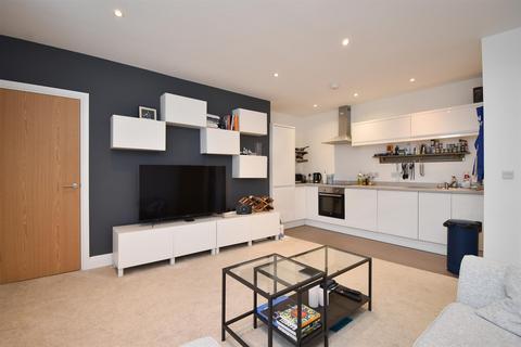 2 bedroom flat for sale, Charles Road, St. Leonards-On-Sea