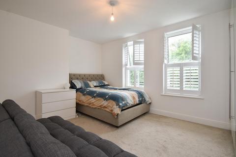 2 bedroom flat for sale, Charles Road, St. Leonards-On-Sea