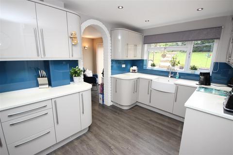 3 bedroom detached house for sale, Ennerdale Drive, Halesowen B63